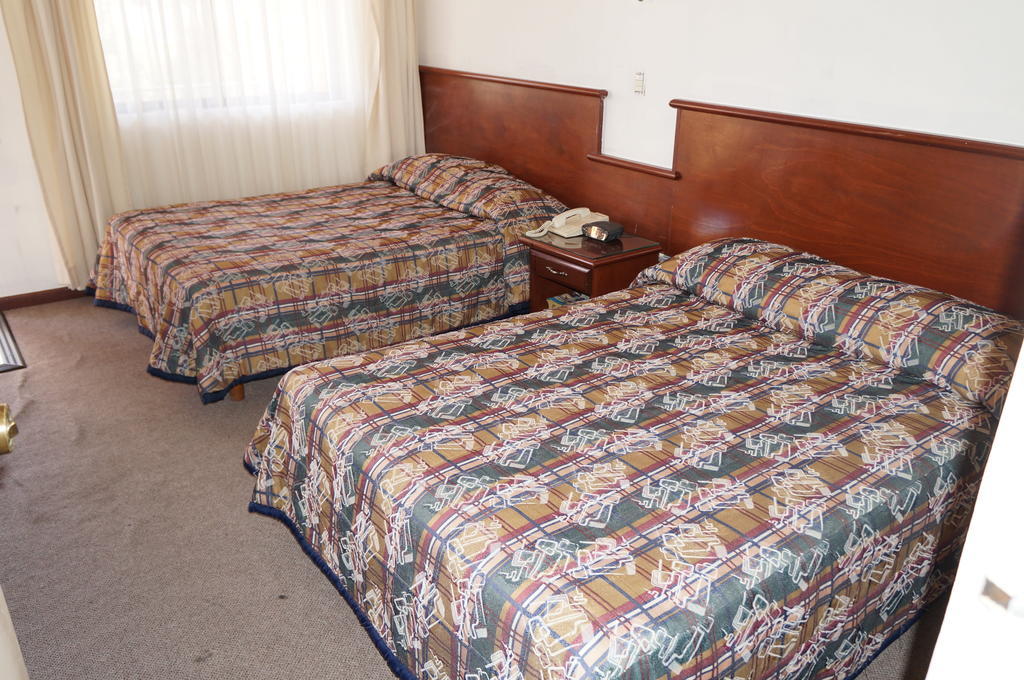 Maria Luisa Inn & Suites Juarez  Kamer foto