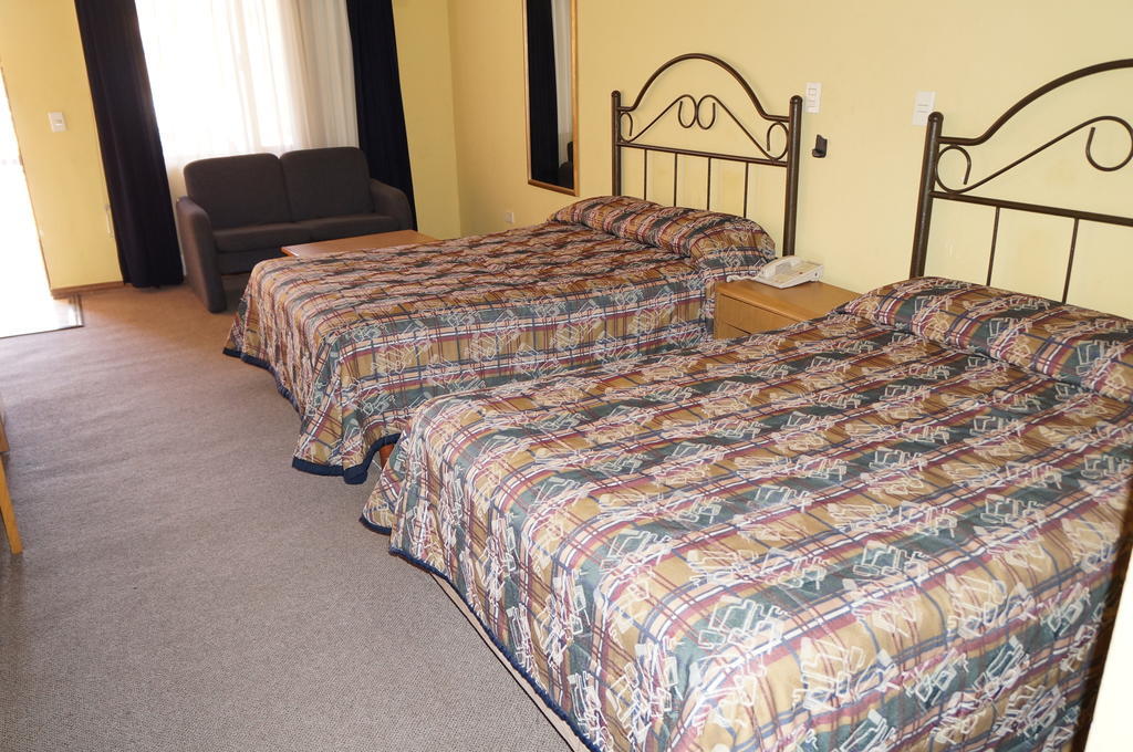 Maria Luisa Inn & Suites Juarez  Kamer foto