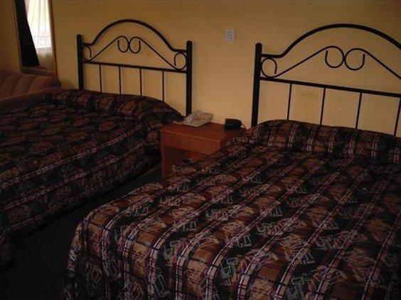 Maria Luisa Inn & Suites Juarez  Kamer foto