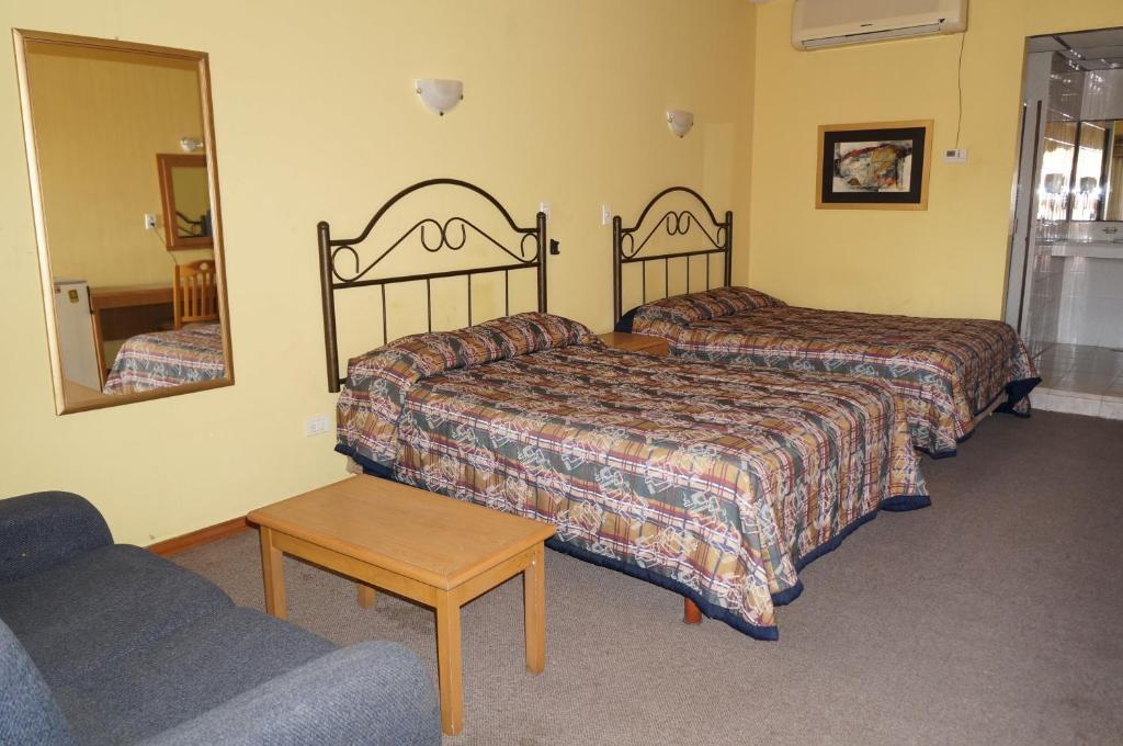 Maria Luisa Inn & Suites Juarez  Buitenkant foto