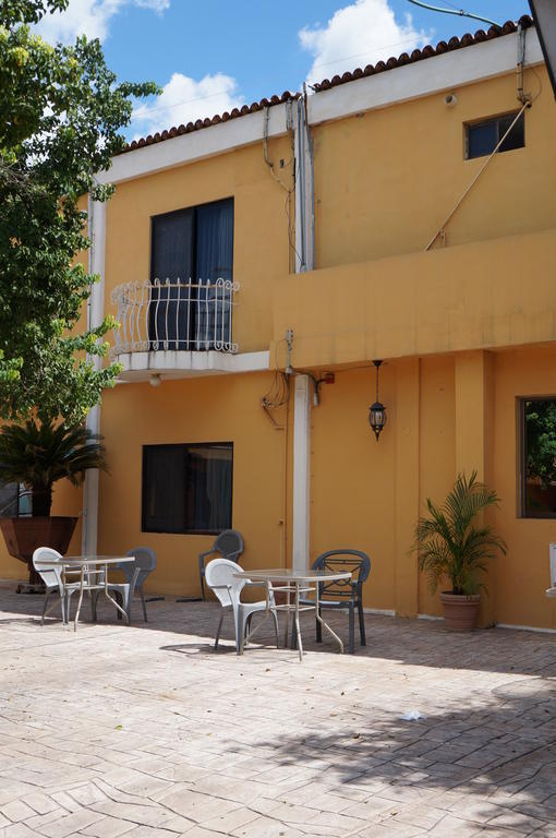 Maria Luisa Inn & Suites Juarez  Buitenkant foto